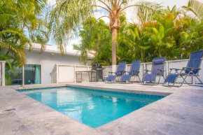 2 bdr with private pool- Suite #4 at 413